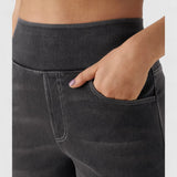 Надежда - удобно и еластично панталон с висока талия