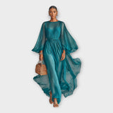 Въздушна рокля с елегантна и вечна естетика