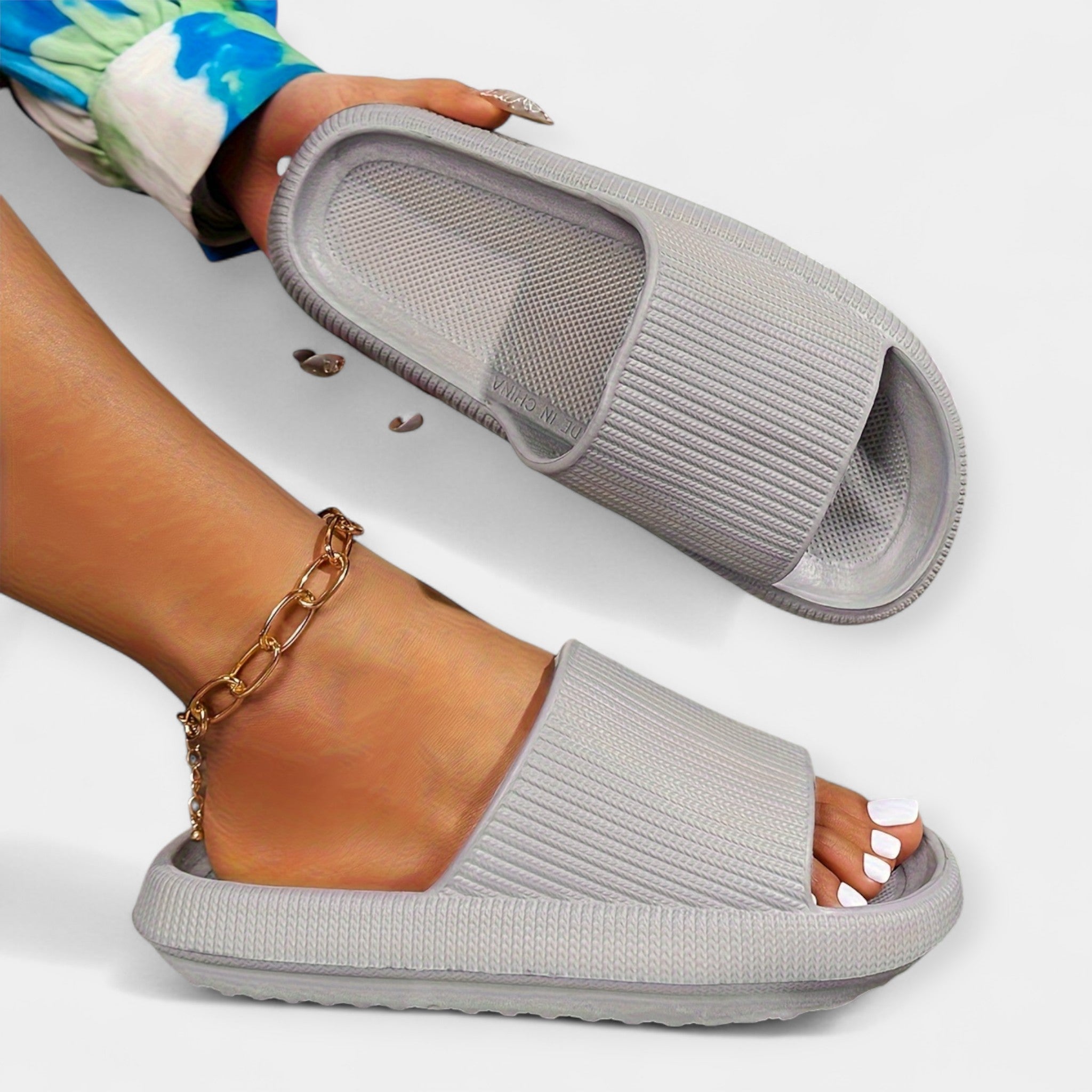 Чехли за Дом и Плаж