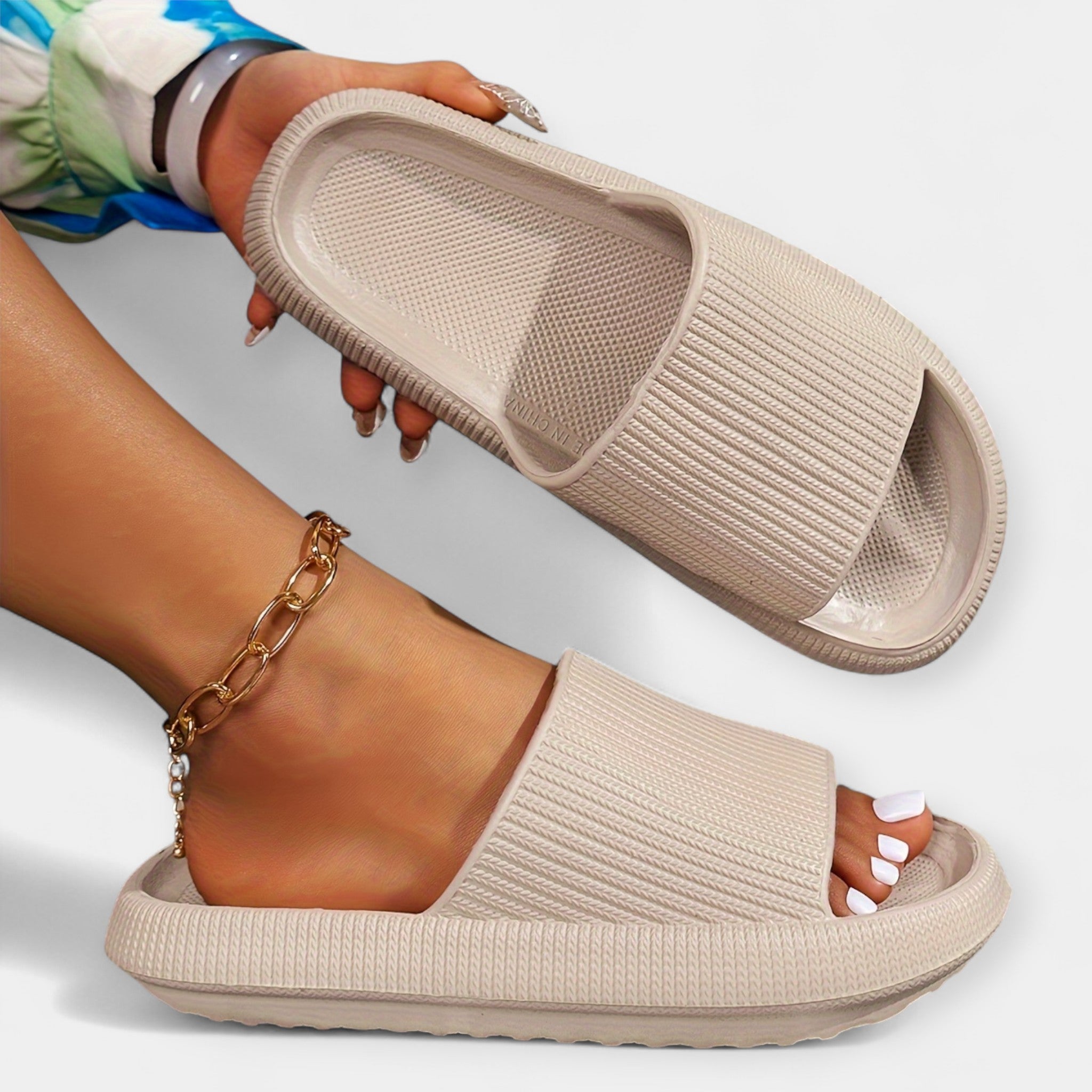 Чехли за Дом и Плаж