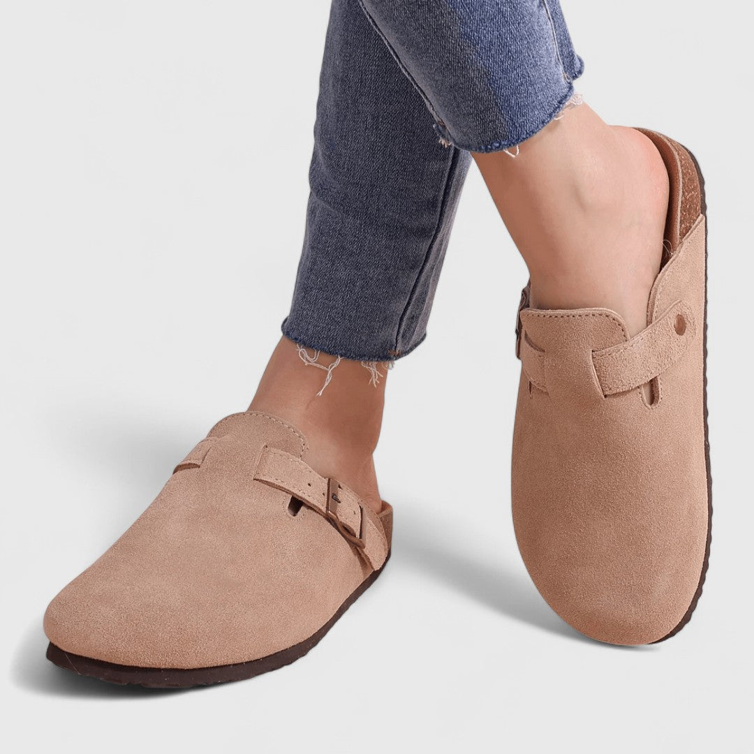 Луксия - анатомични сандали от велурена кожа